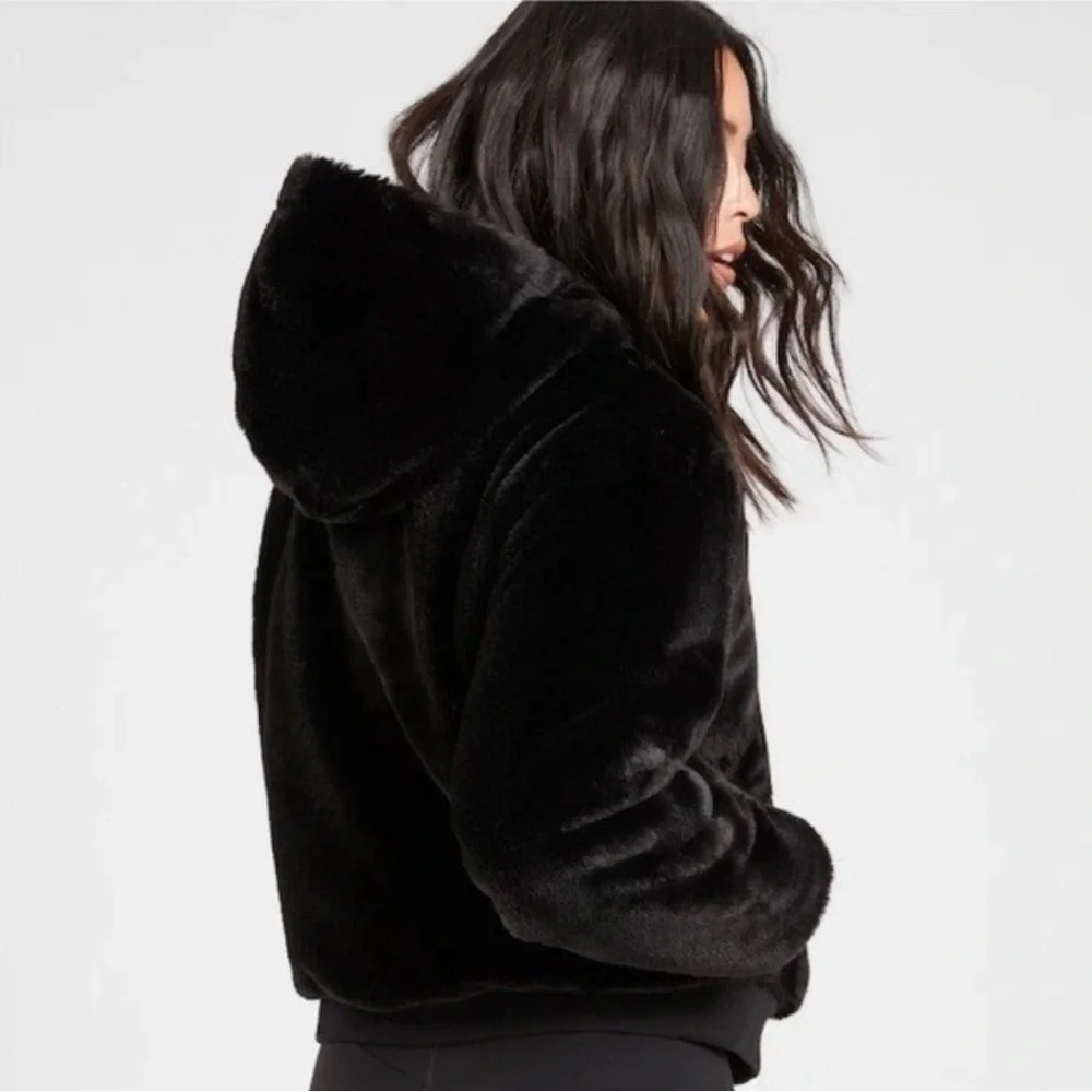Athleta Ritual Women’s Black Jacket Size: XS